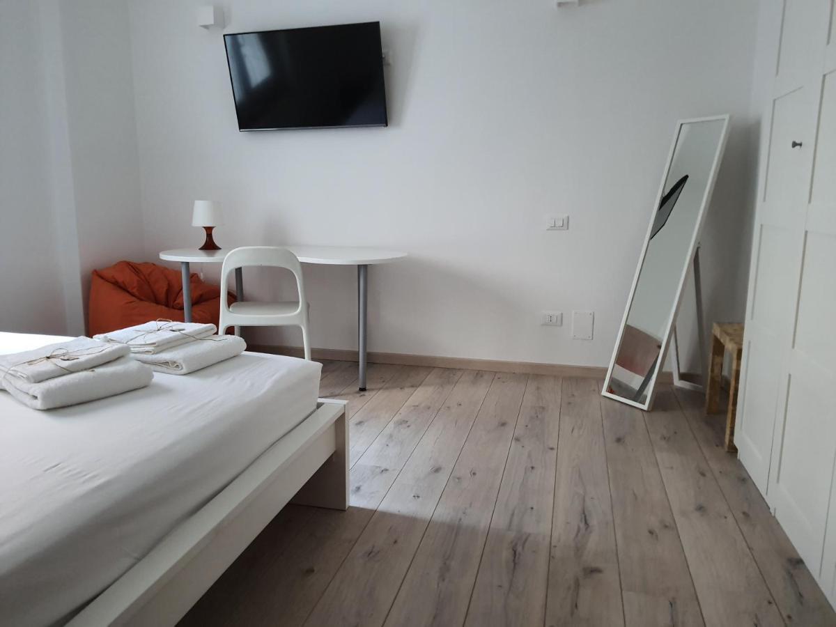 Isabella D'Aragona Guest House バルレッタ エクステリア 写真